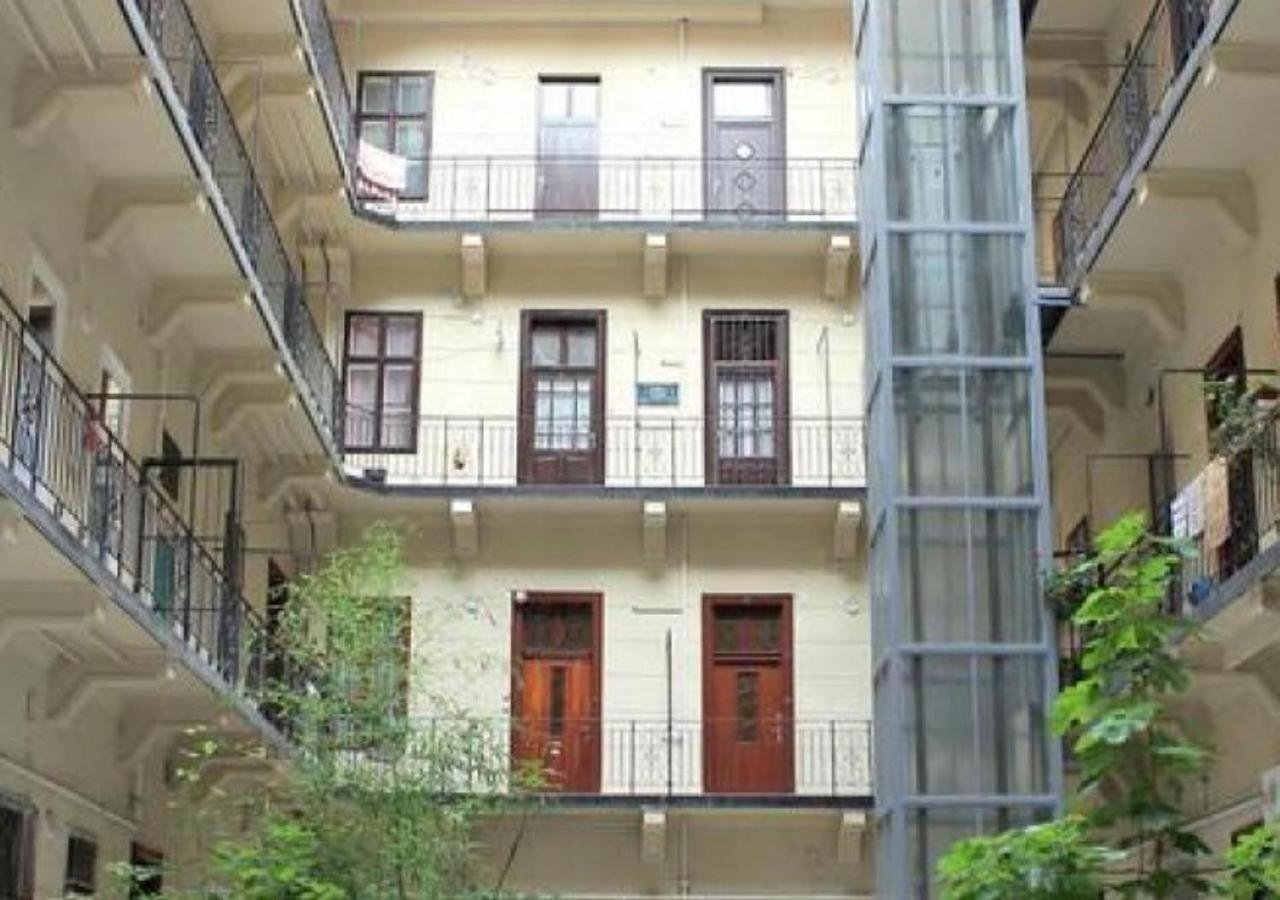 B&L Apartment Budapest Eksteriør bilde